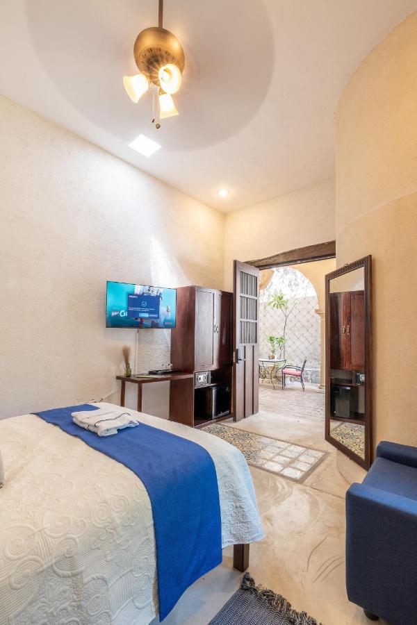 Casa Dos Lirios Hotel Boutique メリダ エクステリア 写真