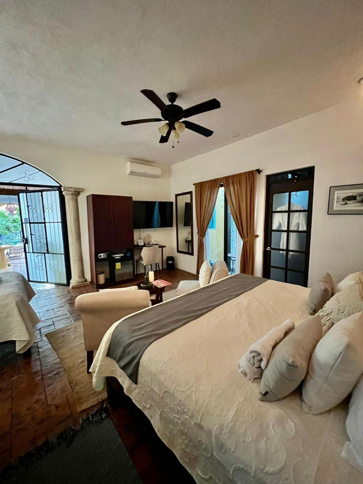 Casa Dos Lirios Hotel Boutique メリダ エクステリア 写真